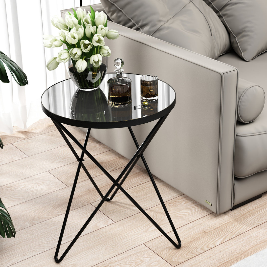 Discovering Home Treasures: HLR Small Round Table, Lighting Up Living Corners